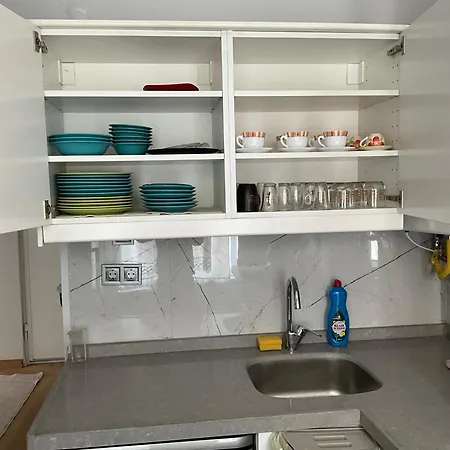 Apartment Three-room Private In Beyoglu, Istanbul