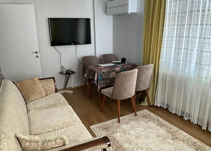 Apartment Three-room Private In Beyoglu, Istanbul