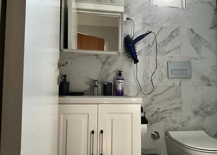 Apartment Three-room Private In Beyoglu,