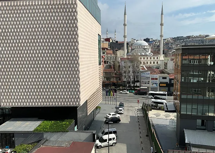 Three-room Private In Beyoglu, * Istanbul